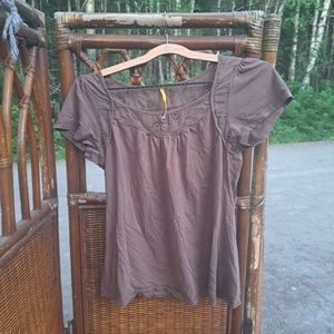 🙂3/15 Lole shirt medium🤎